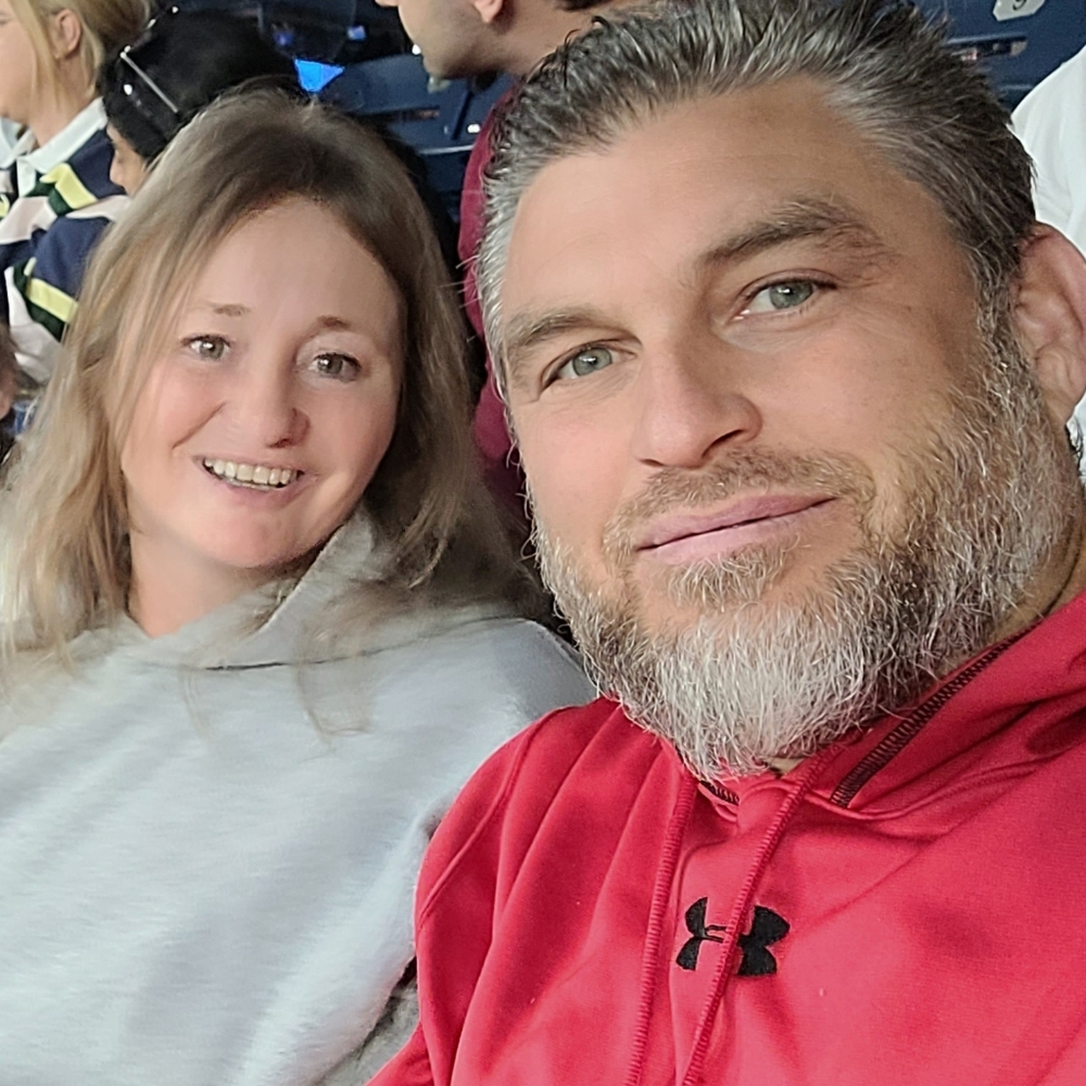 Meet your Posher Team, Josh & Kelcee